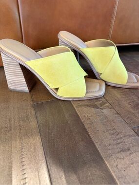 Marc Fisher sandals